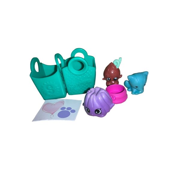 Moose Shopkins Fruit and Veg Stand with Figures Custom Set - Picture 9 of 9